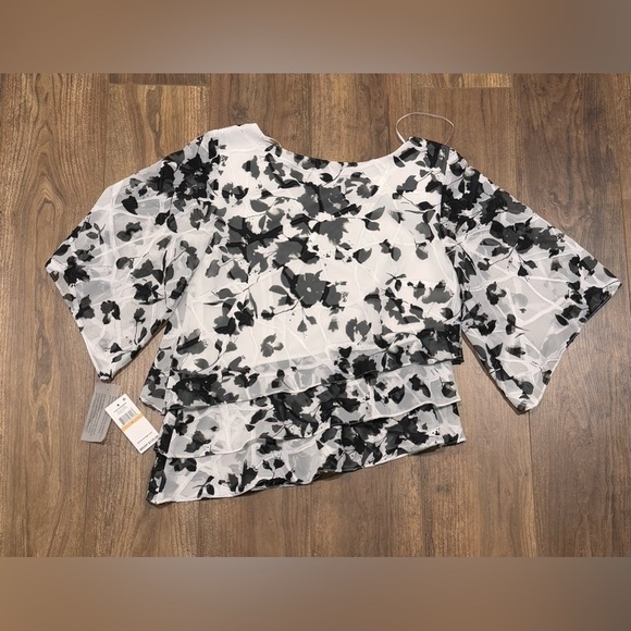 Alex evenings Printed Chiffon Blouse with Bell Sleeves and Asymmetric Triple - Picture 4 of 5